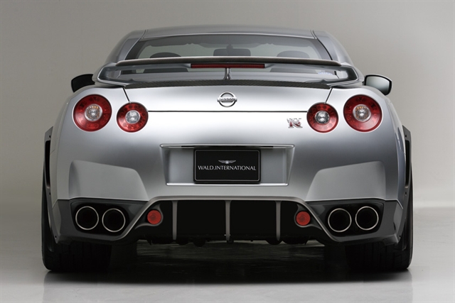 Click image for larger version. 

Name:	Nissan_GTR_-_Wald_Body_Kit_134474_20080920_l.jpg 
Views:	156 
Size:	133.0 KB 
ID:	112324