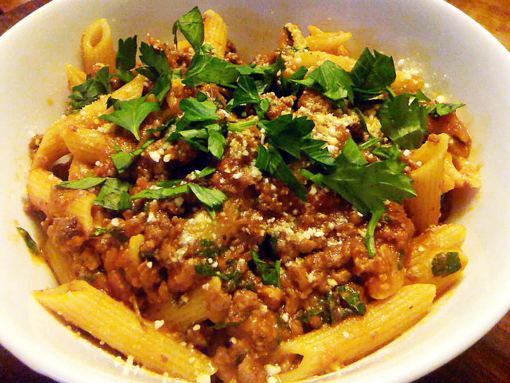 Click image for larger version. 

Name:	penne-bolognese1.jpg 
Views:	155 
Size:	943.9 KB 
ID:	138513