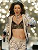 who is the sexiest celeb on the planet...-shania_twain_009.jpg