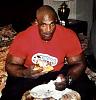 I cant stop obsessing about steroids and getting HUGE..do I have a problem?-coleman-eating-pizza.jpg