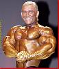I have many pics of any pro bodybuilder or any pro contest-lee-10-.jpg