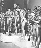 I have many pics of any pro bodybuilder or any pro contest-arnold-uni-69.jpg