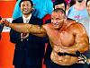 Mariusz Pudzianowski wins World's strongest man 2005!!!-xin_24100208120583027491.jpg
